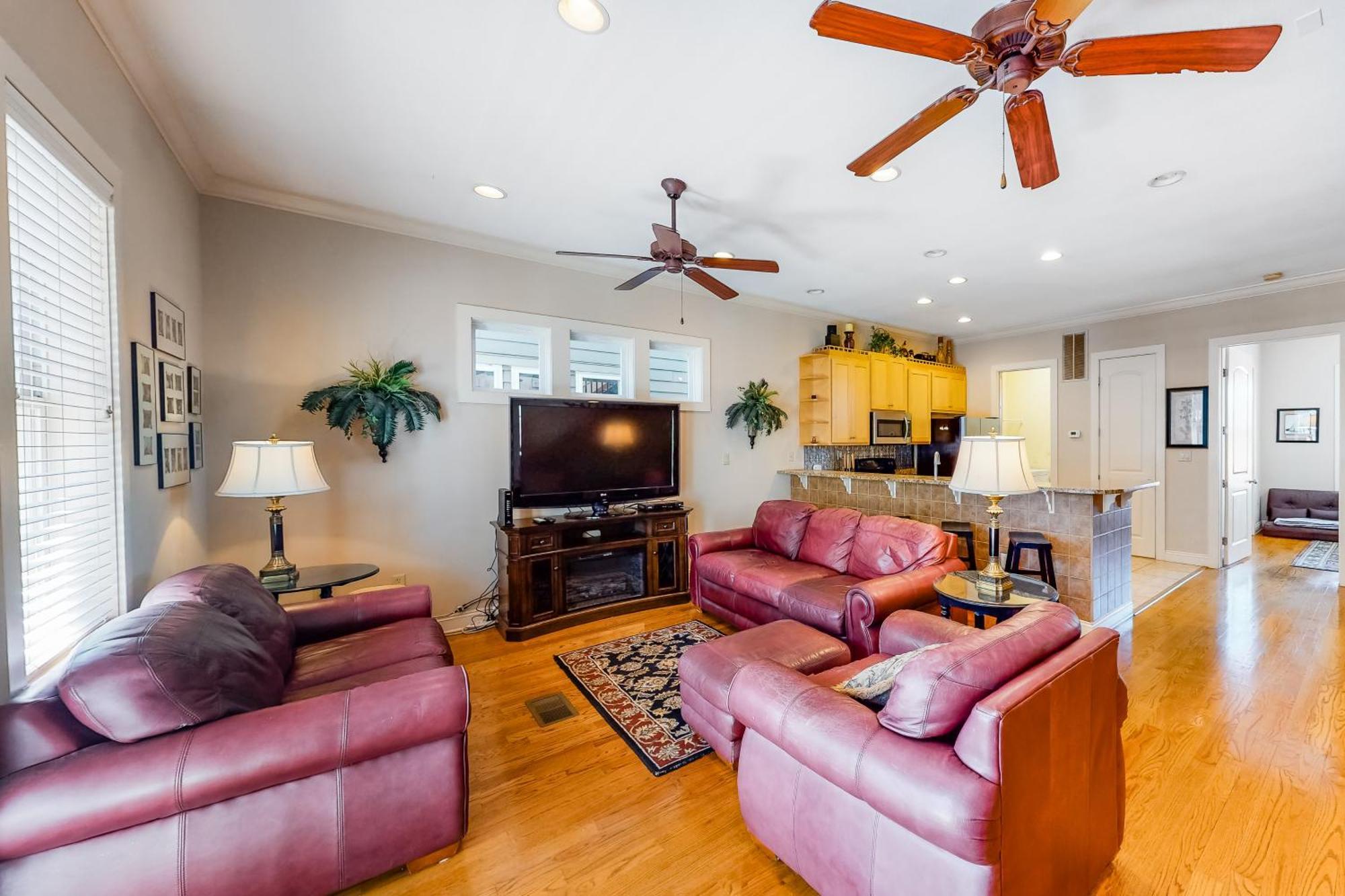 Serenity By The Sea - Main House Panama City Beach Room photo